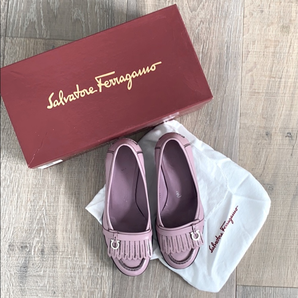 Salvatore Ferragamo lilac pumps